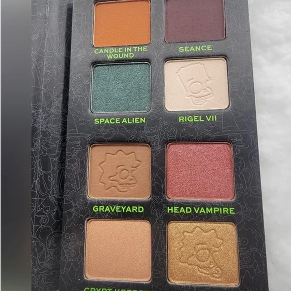 The Simpsons Makeup Revolution mini shadow Palette “Alien Maggie” - Picture 2 of 5
